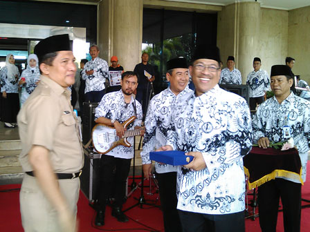 Pencarian PGRI Kaltara - Persatuan Guru Republik Indonesia Cabang Kaltara